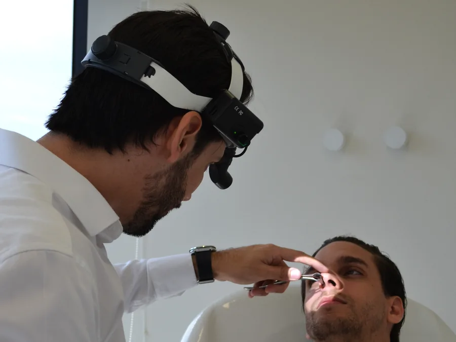 Nasolaringoscopia realizada pelo Dr. Lucas Miranda
